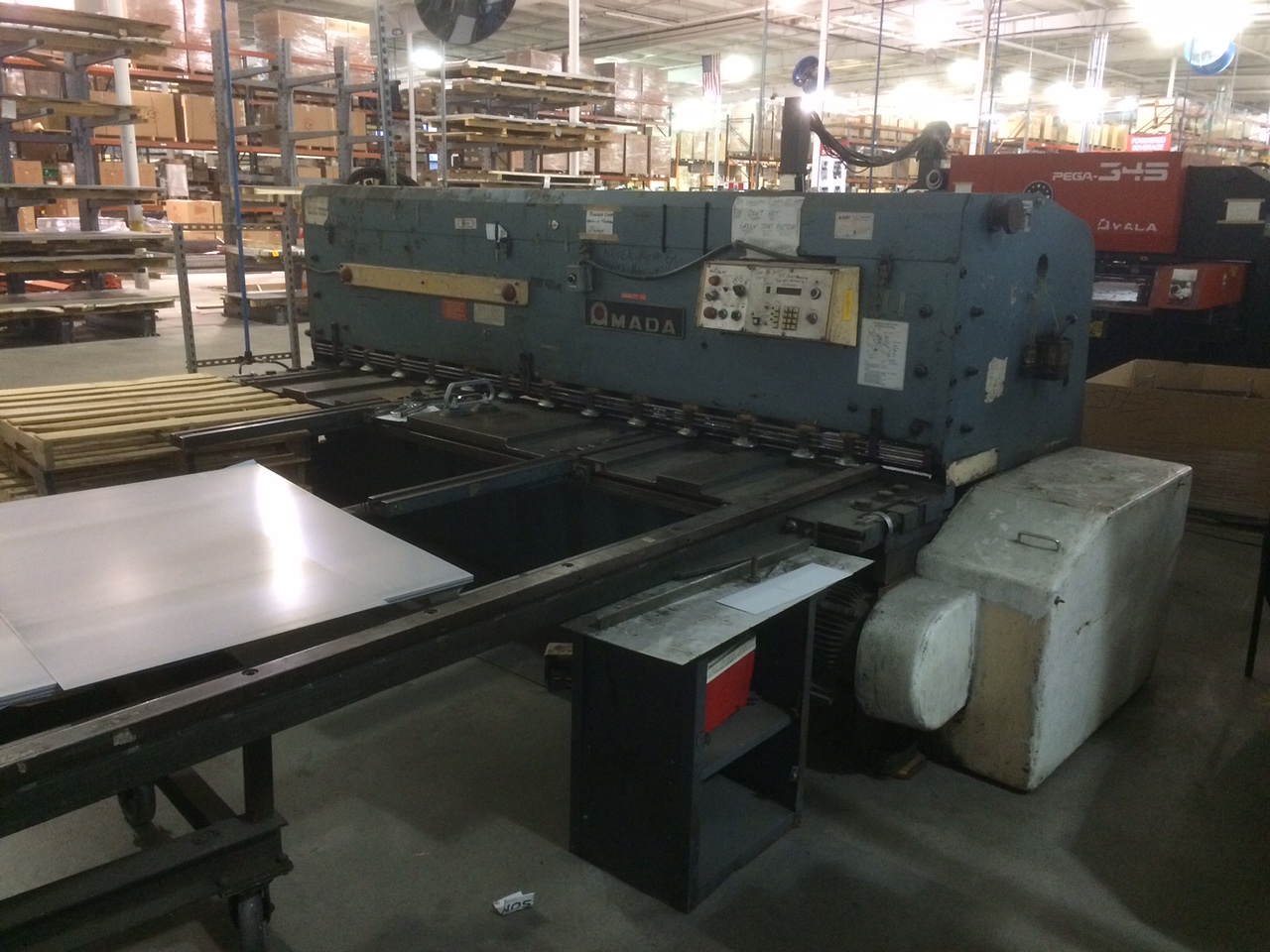 Amada M-3060 1983 1