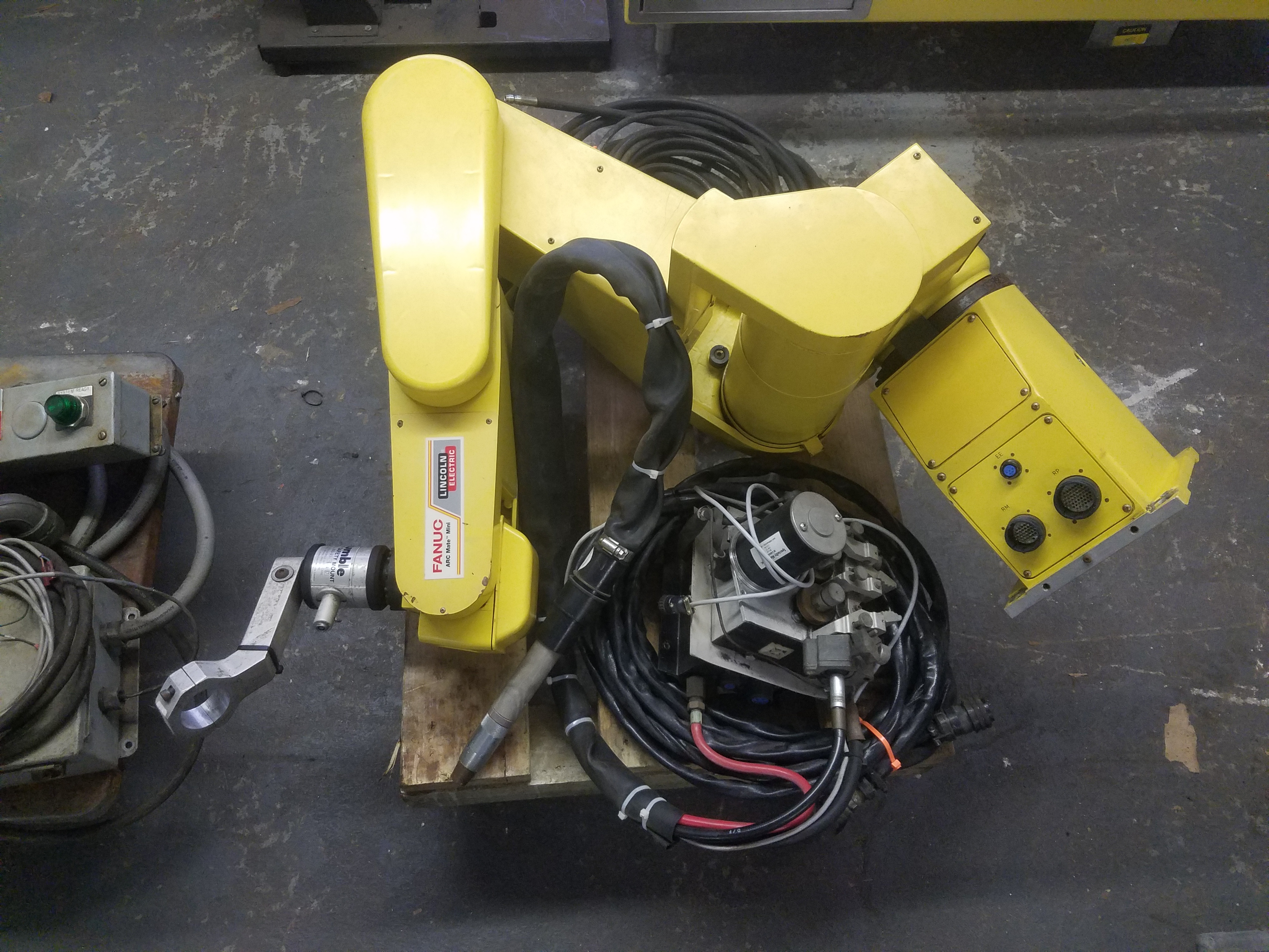 Fanuc ARC Mate Mini 1995 1