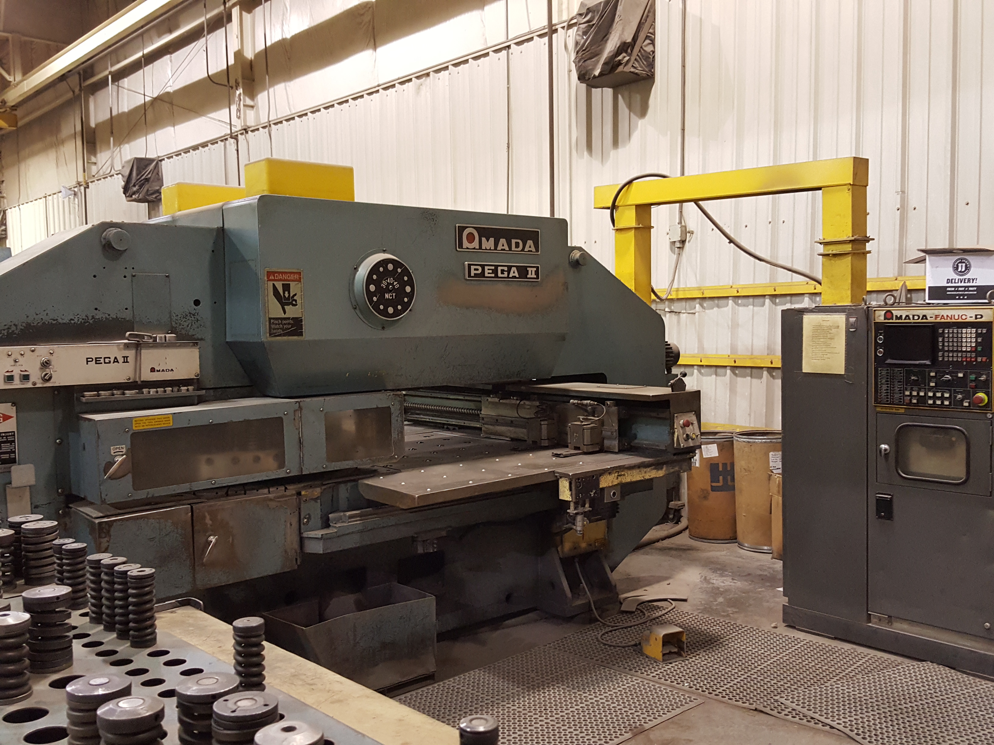 Amada Pega 344 1986 1