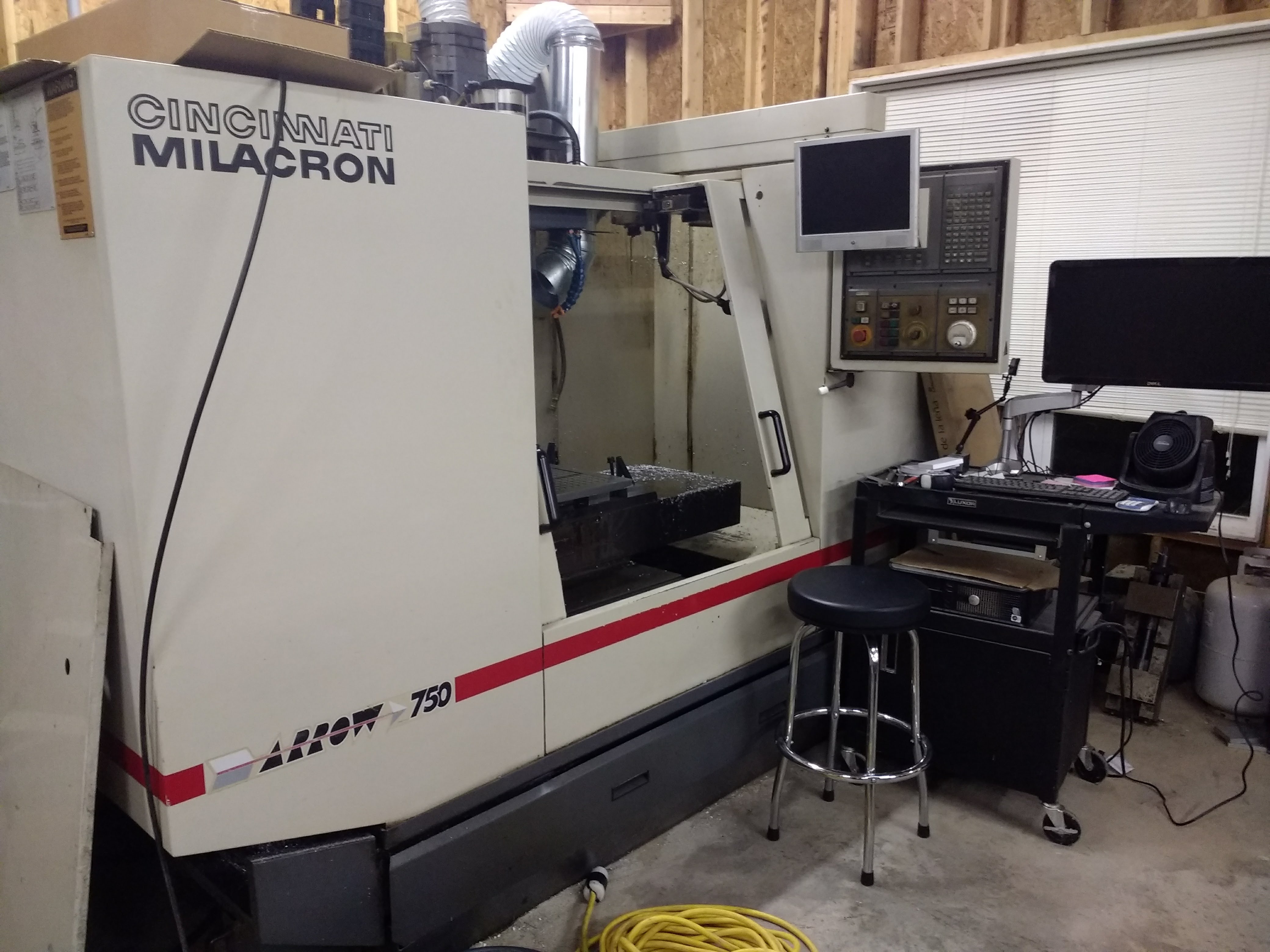 Cincinnati Milacron Arrow 750 1995 2