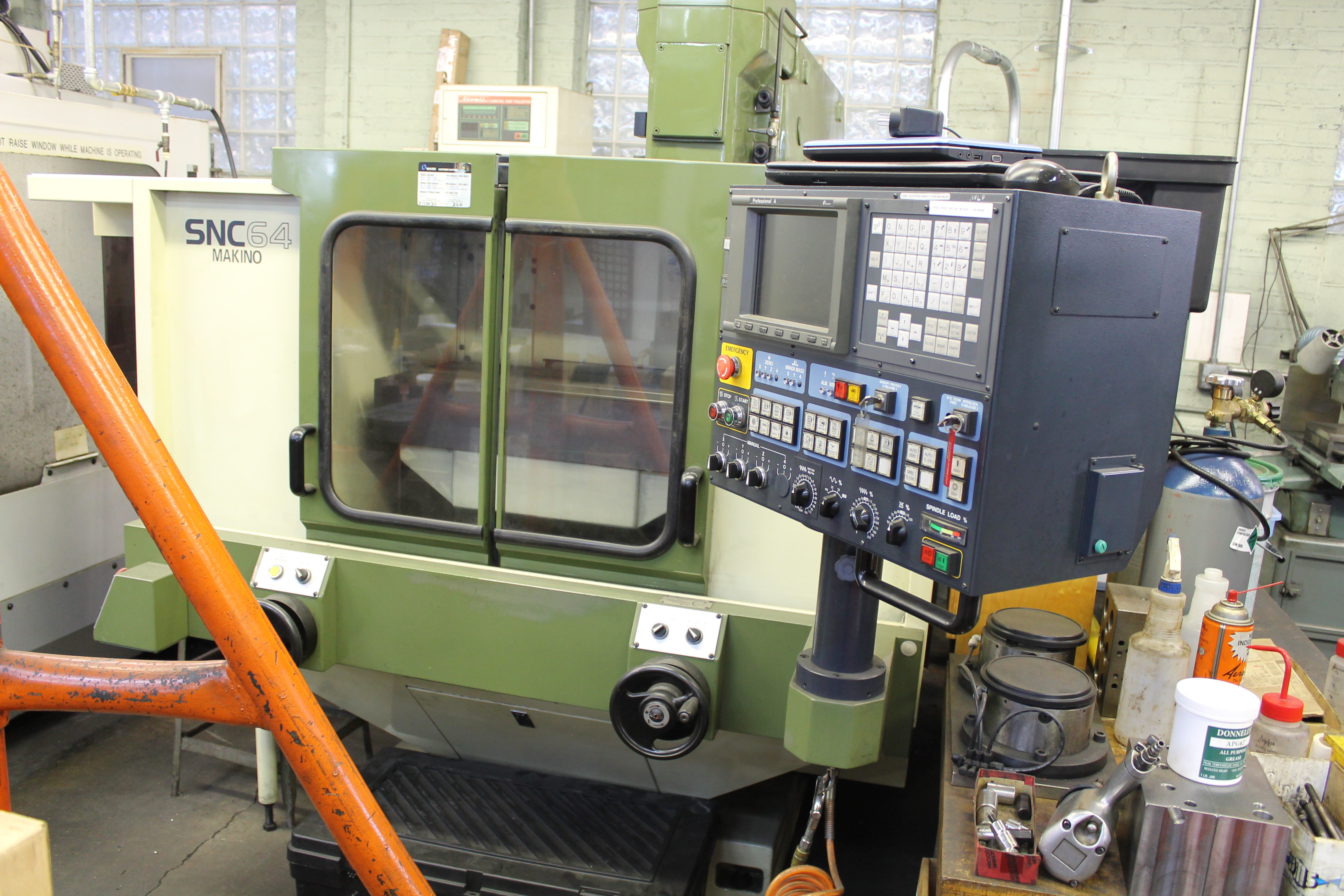 Makino SNC 64 1996 2