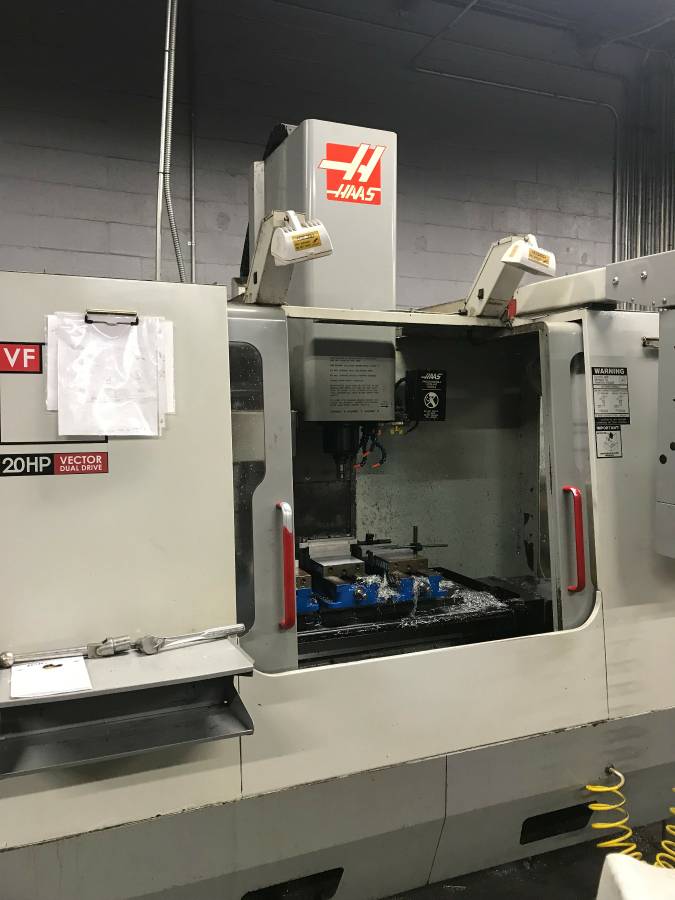 Haas VF2 2002 2