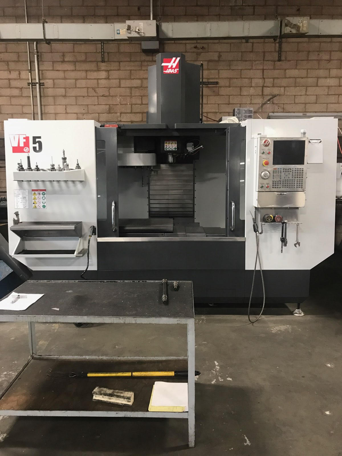 Haas VF-5/40 2016 2