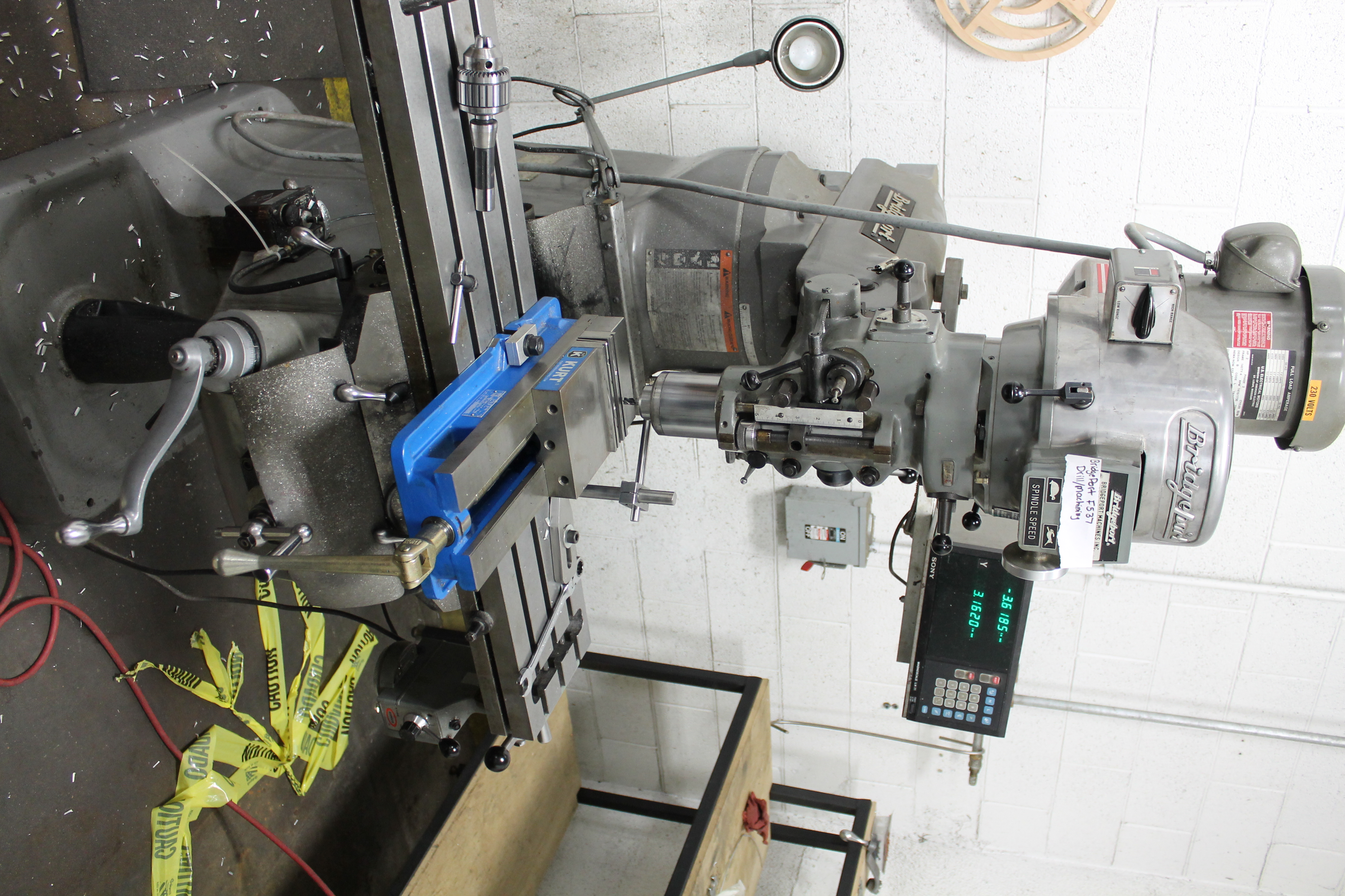 Bridgeport F537  2