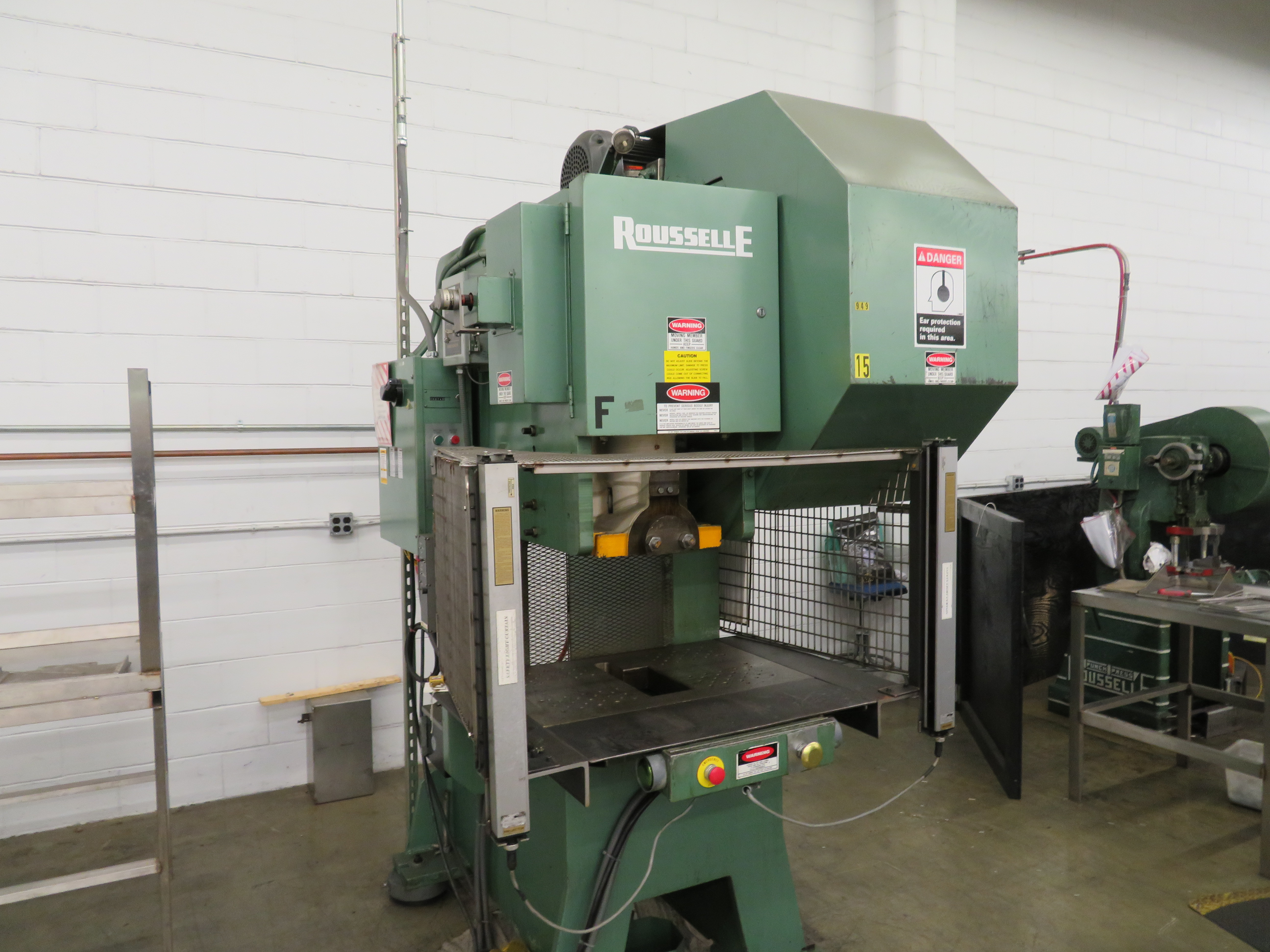 Rousselle G1-70  2