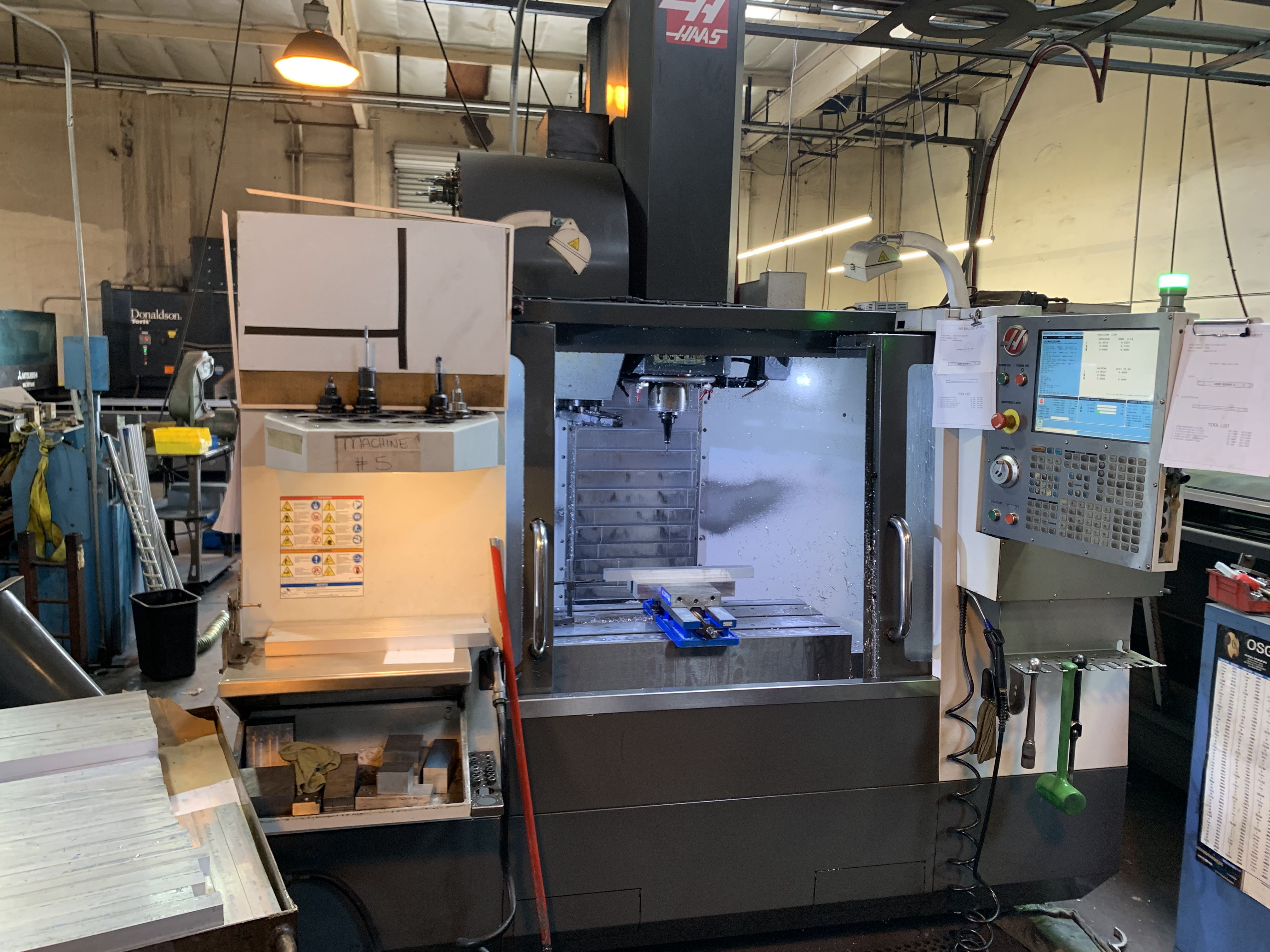 Haas VF-2 2013 9
