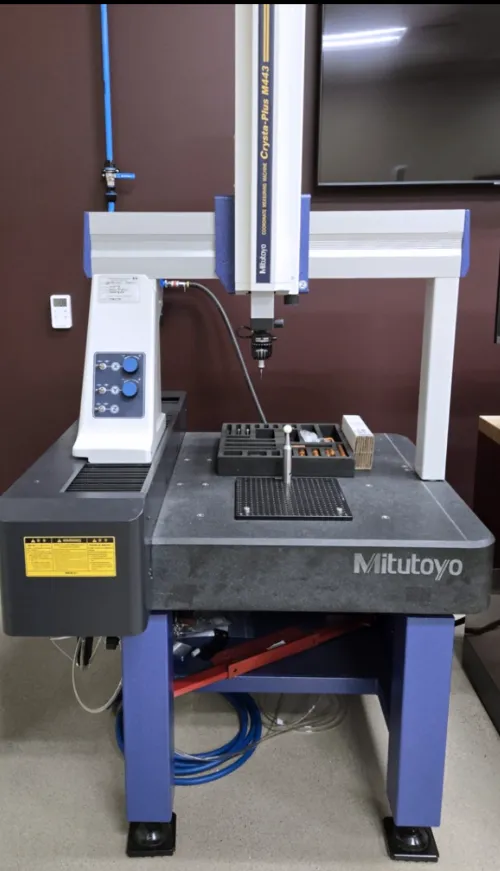 Mitutoyo Crysta-Plus M443 2014_3695229
