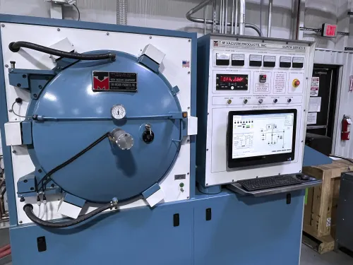 T-M Vacuum Furnace_3717832
