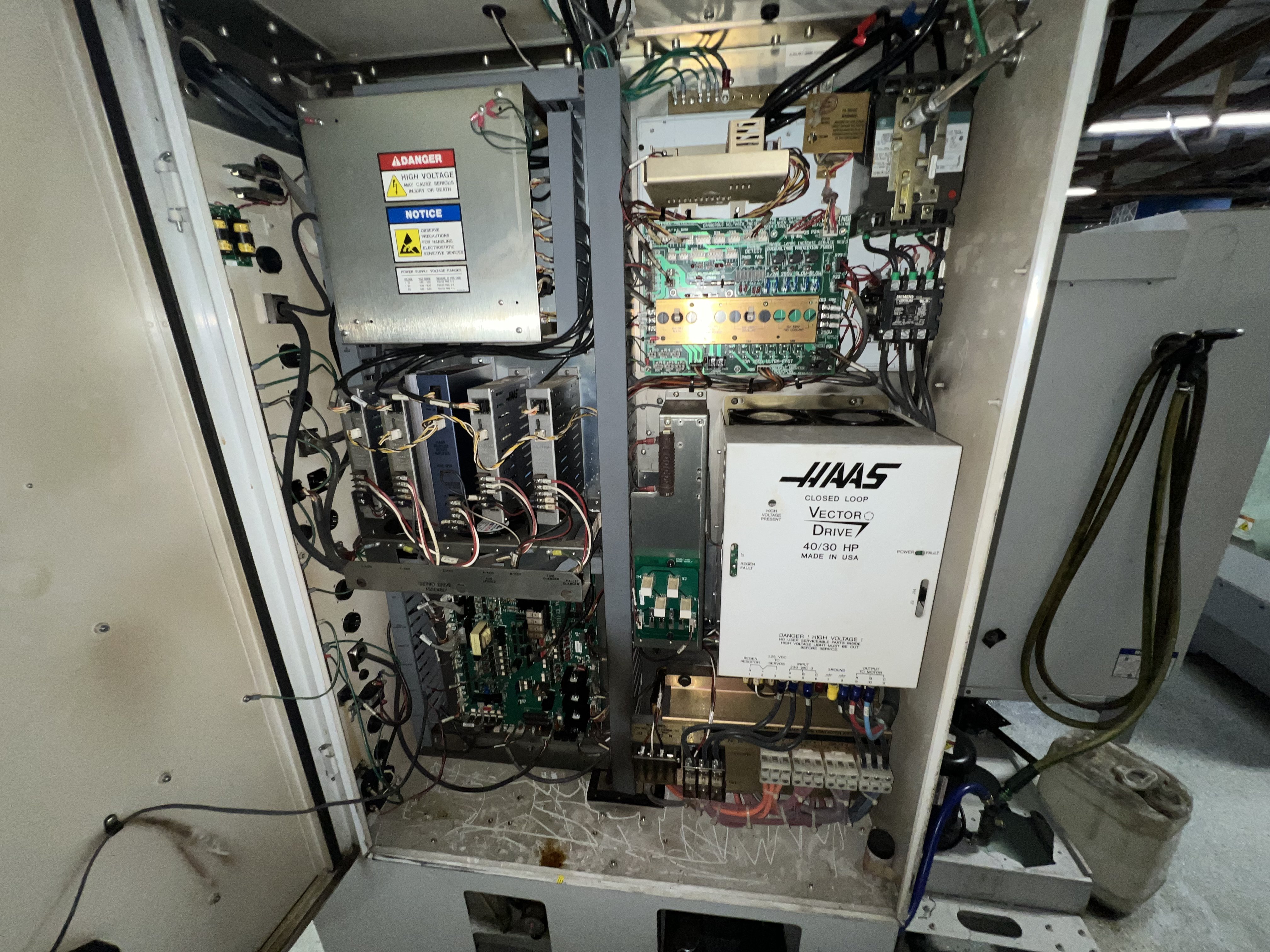 Haas VF-3SS 2005 1
