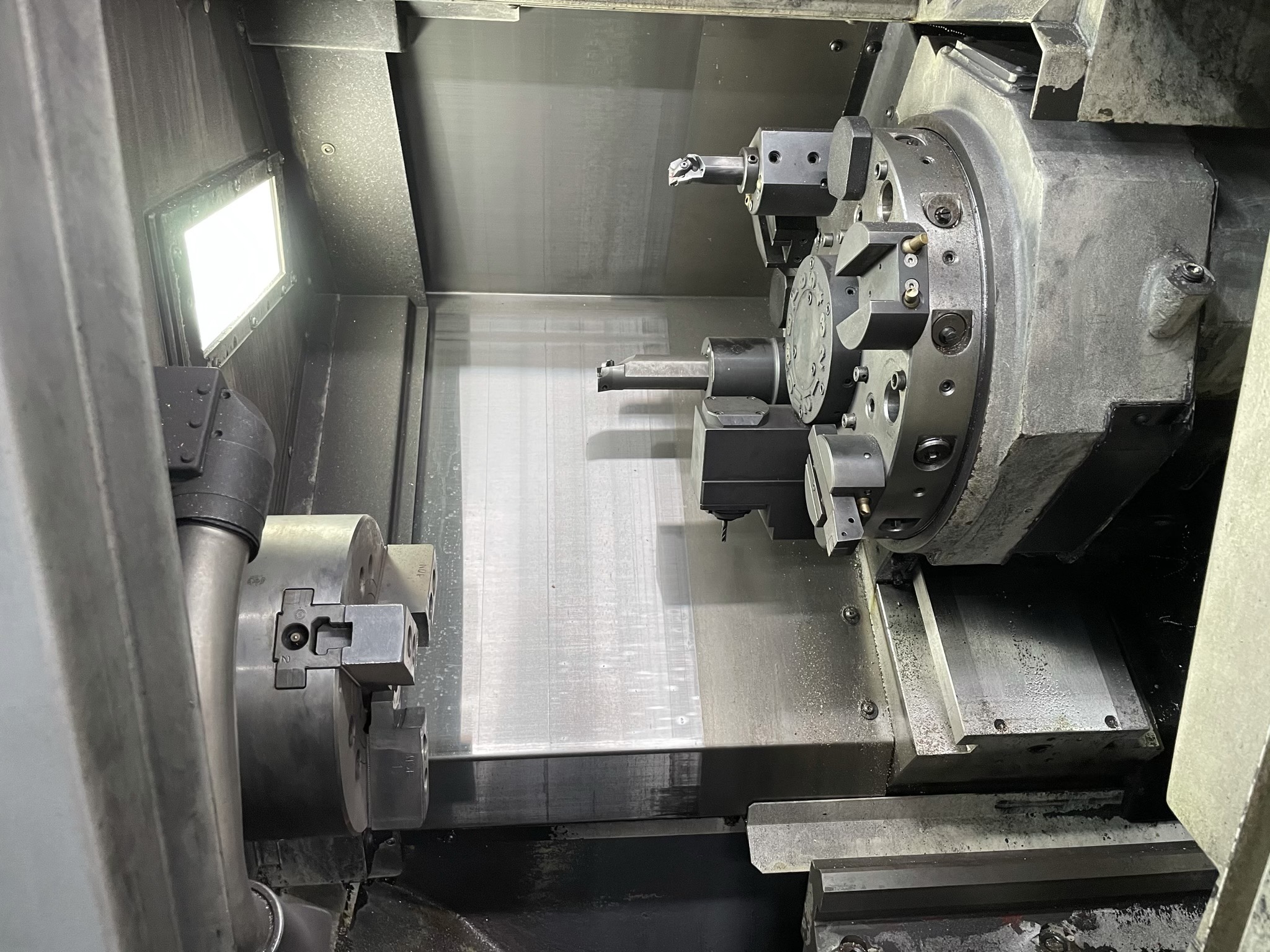 Okuma GENOS L200E-M 2011 1
