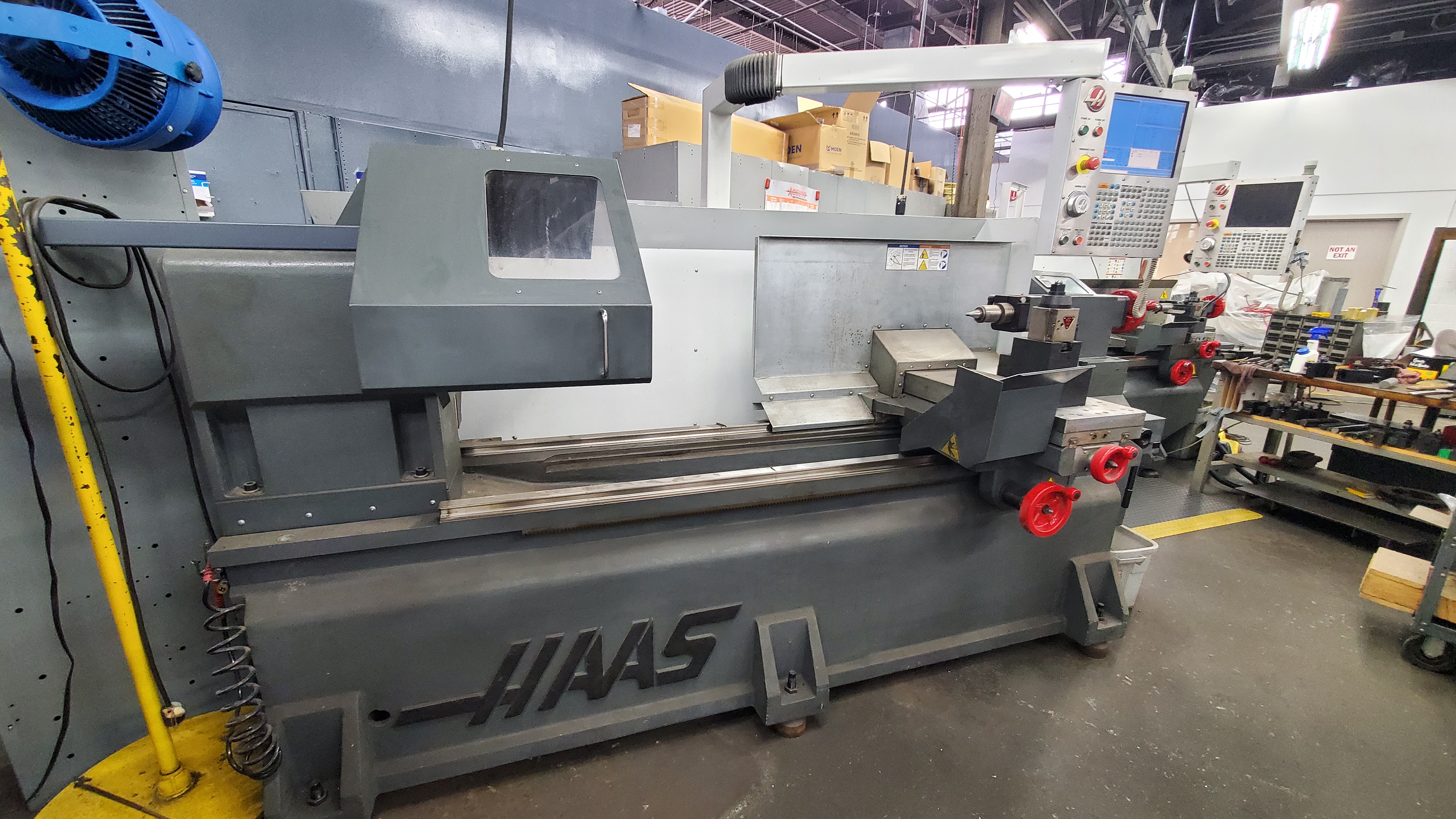 Haas TL-3W 2012 1