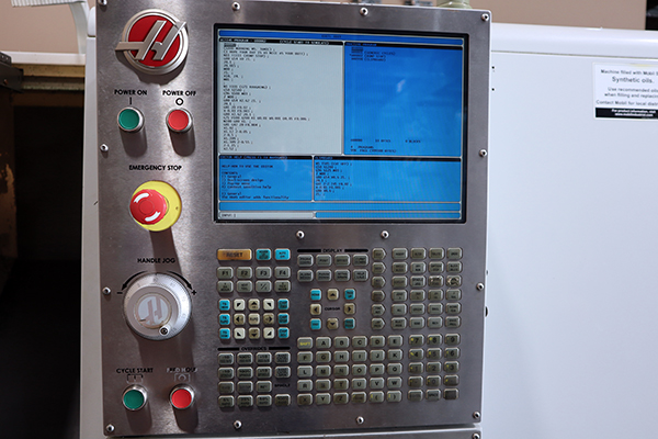 Haas ST-30 2011 1
