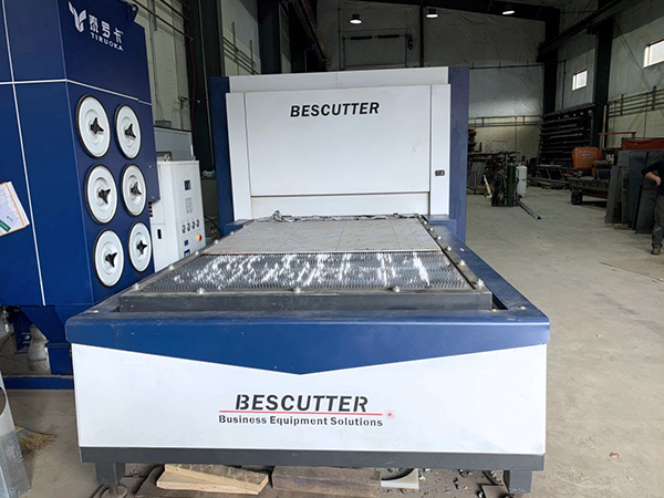 BESCUTTER Titan-8000 IPG 2019 1