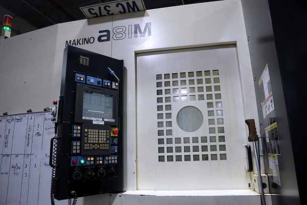 Makino A81M (2 machines) Cell 2010 7