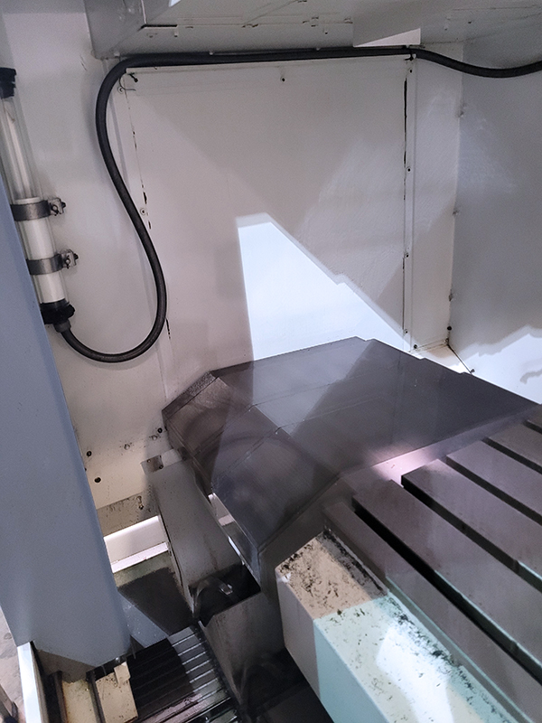 Mori Seiki NVD5000 2008 6